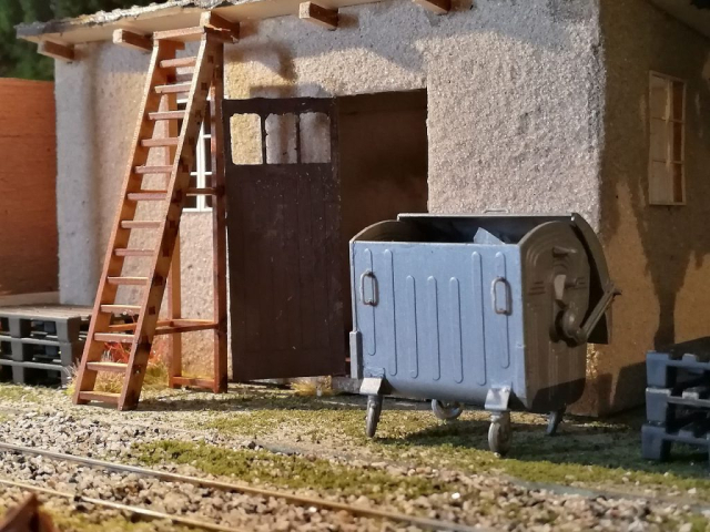 1:32 Anlage mit Feldbahn