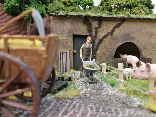 1:32 Anlage mit Feldbahn