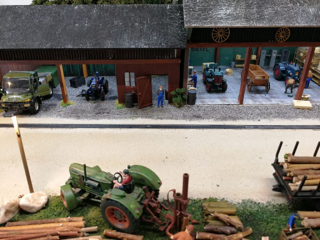1:32 Anlage mit Feldbahn